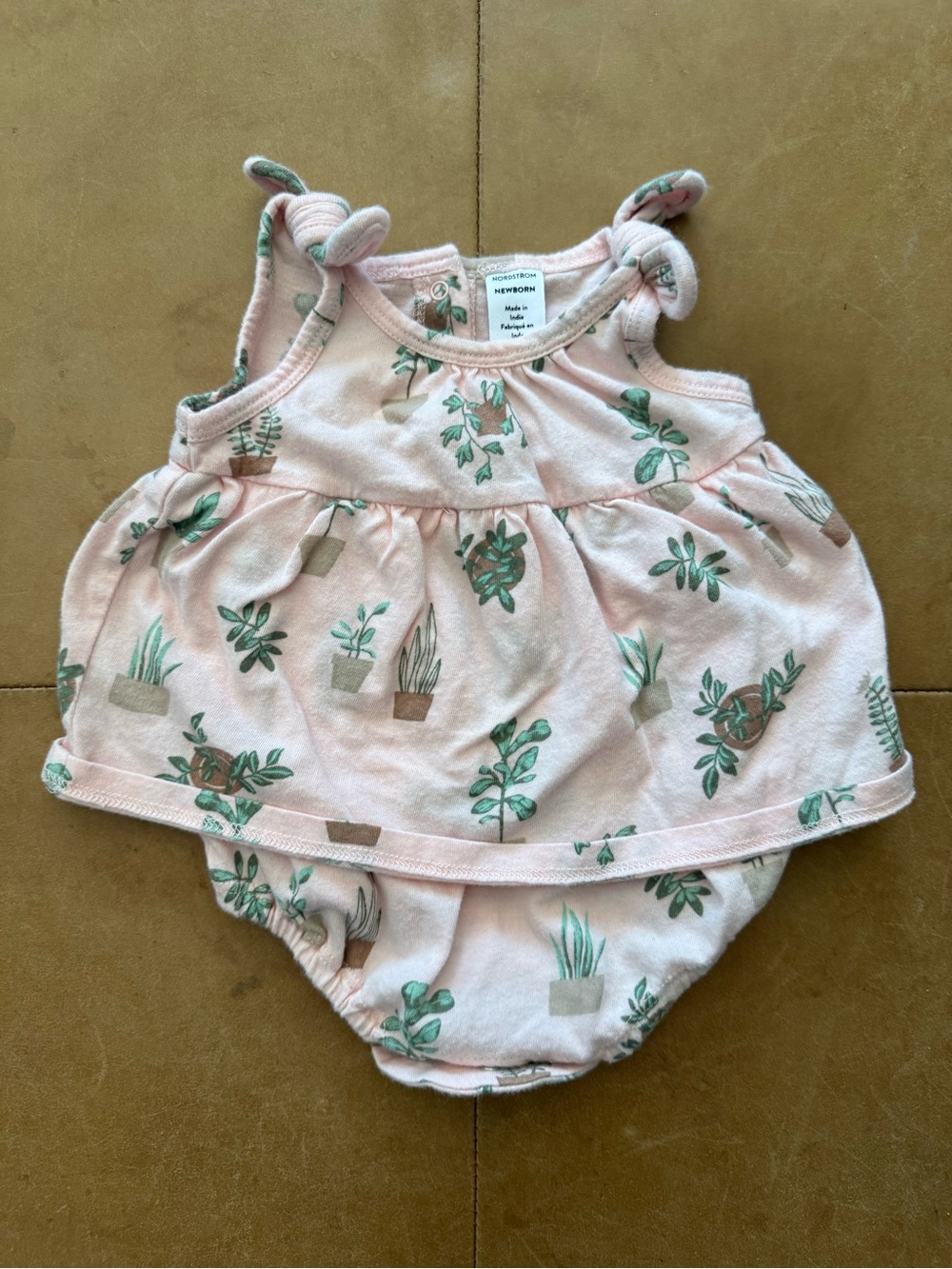 ❤️$10 FLASH SALE❤️Nordstrom Newborn Romper
